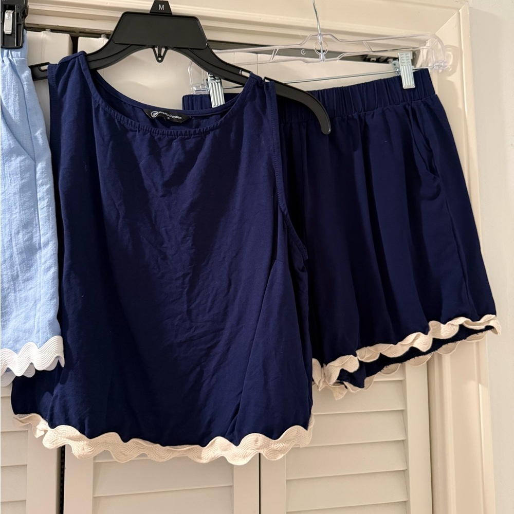 Matching set bundle- light blue & dark blue! - Picture 4 of 13